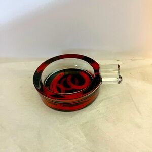 VINTAGE 2006 MARLBORO SINGLE CIGARETTE PROMOTIONAL HORSESHOE ASHTRAY